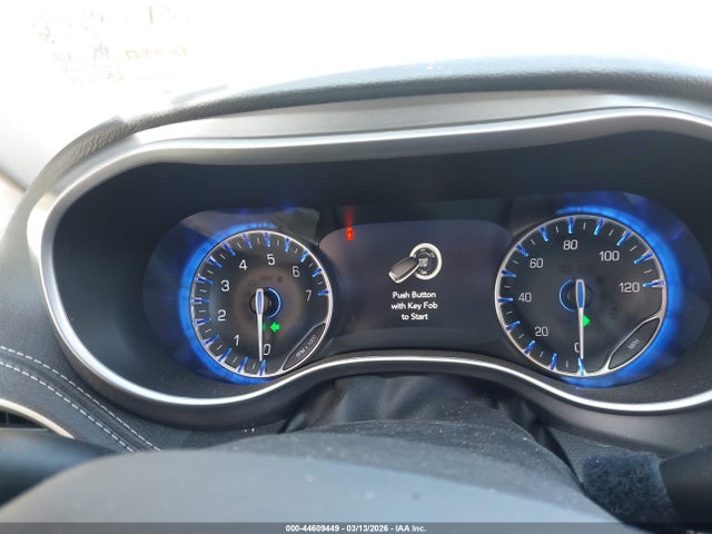 Chrysler Pacifica Touring L