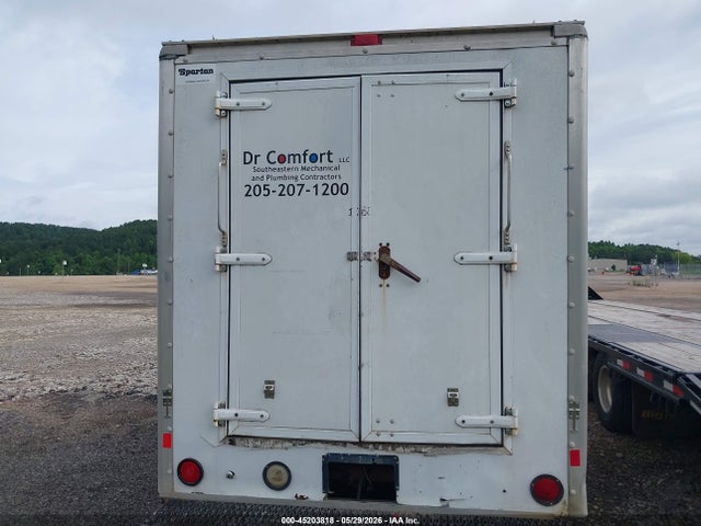 General Motors Savana Cutaway Work Van