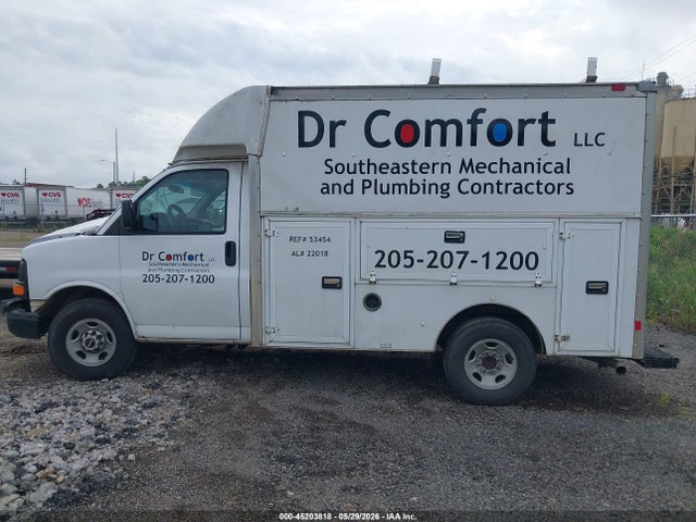 General Motors Savana Cutaway Work Van