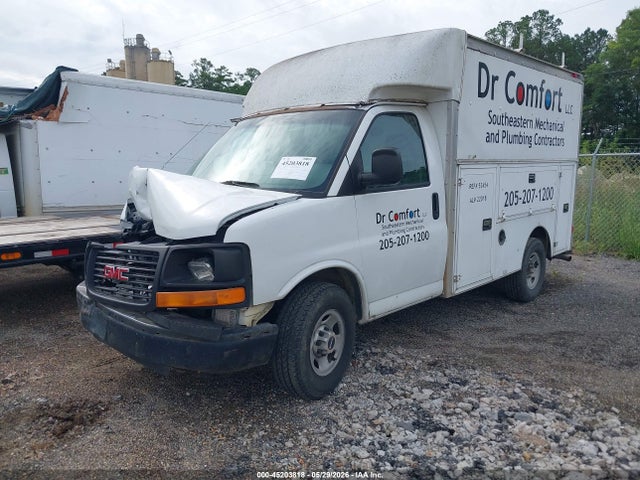 General Motors Savana Cutaway Work Van