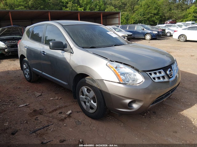 Salvage Nissan Rogue Image