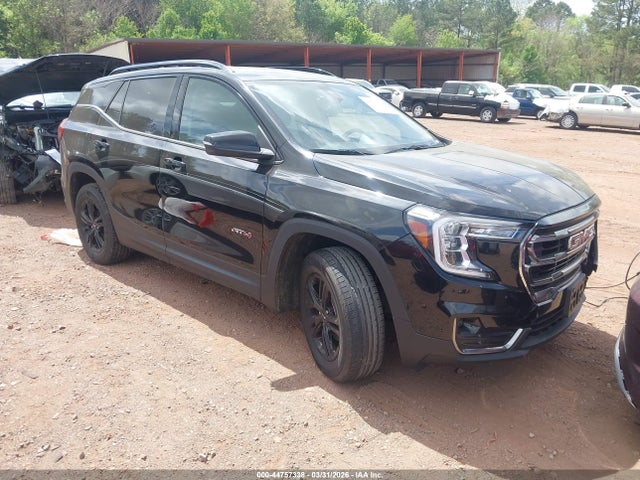 Salvage GMC Terrain Image