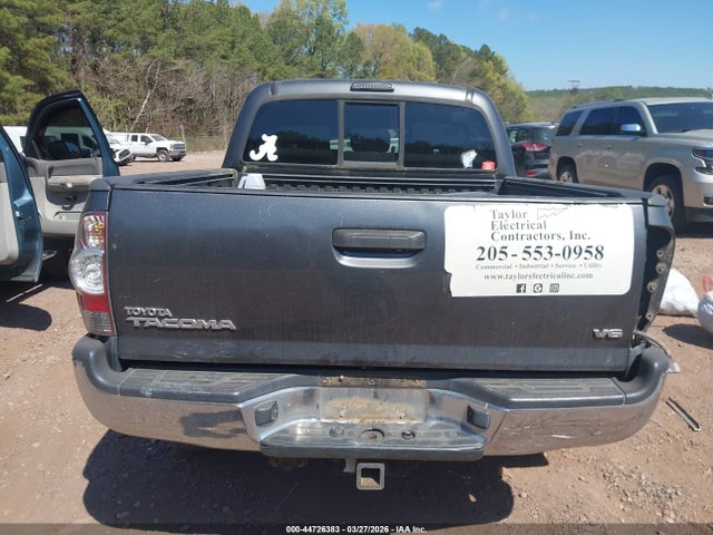 Toyota Tacoma Base V6