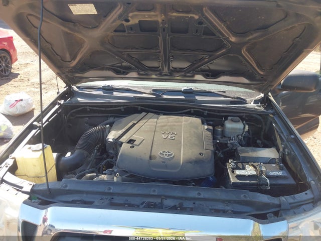 Toyota Tacoma Base V6