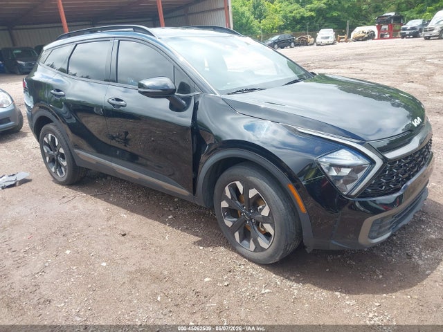 Salvage Kia Sportage Image