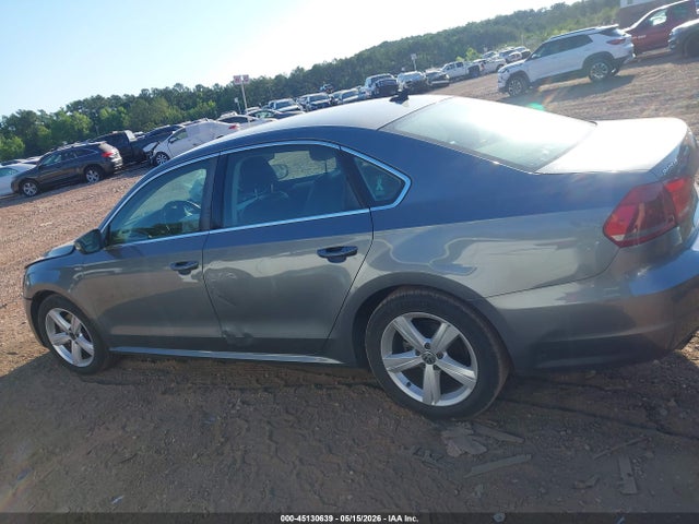 Volkswagen Passat 1.8t Wolfsburg Edition