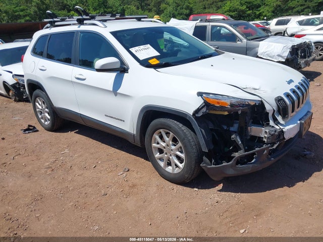 Salvage Jeep Cherokee Image