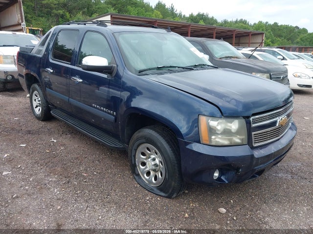 Salvage Chevrolet Avalanche 1500 Image