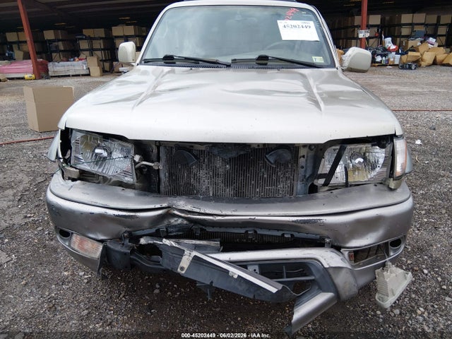 Toyota 4Runner Limited V6