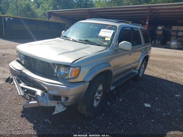 Toyota 4Runner Limited V6