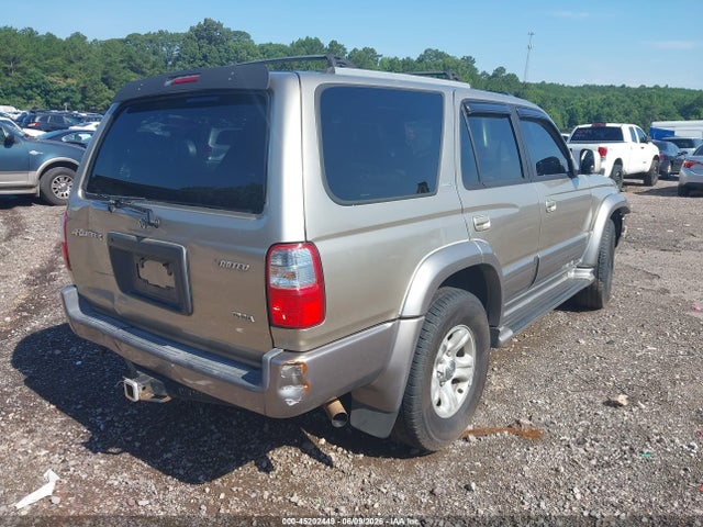 Toyota 4Runner Limited V6