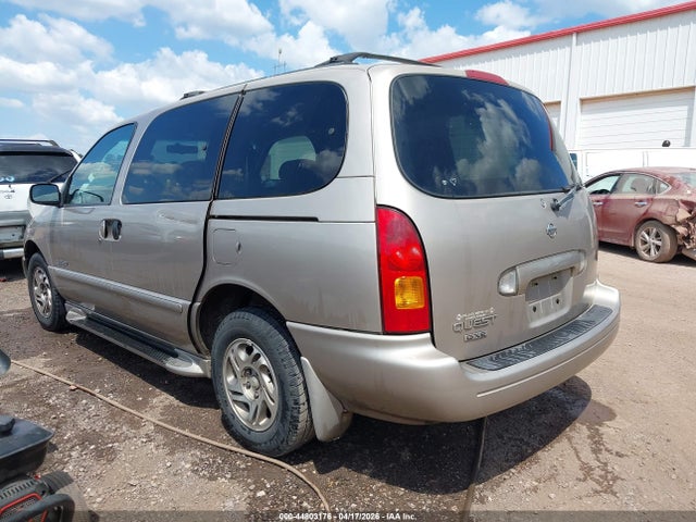 Nissan Quest