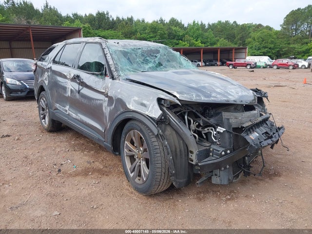 Salvage Ford Explorer Image
