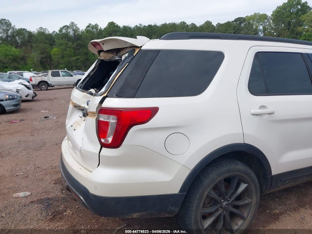 Ford Explorer Xlt