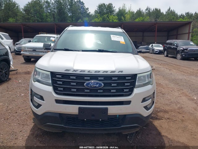 Ford Explorer Xlt