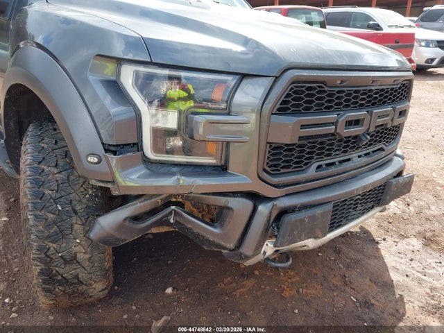 Ford F-150 Raptor