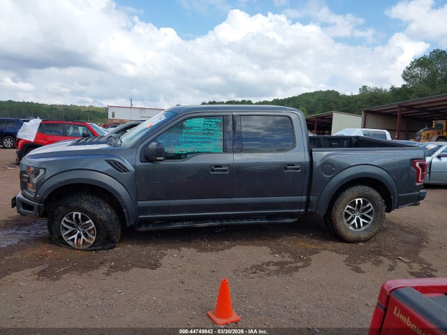 Ford F-150 Raptor