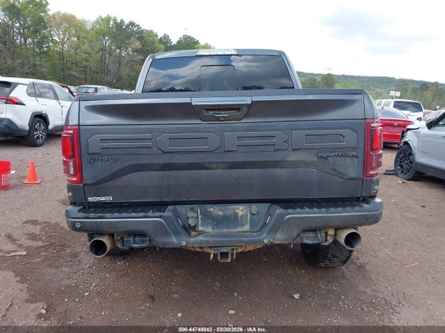 Ford F-150 Raptor