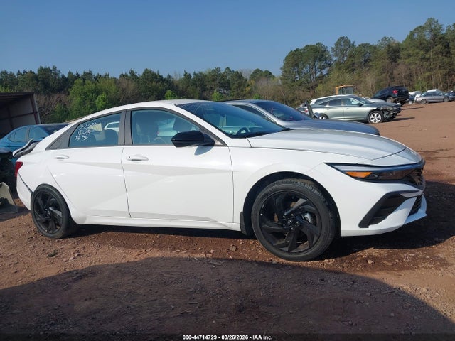 Hyundai ELANTRA Sel Sport