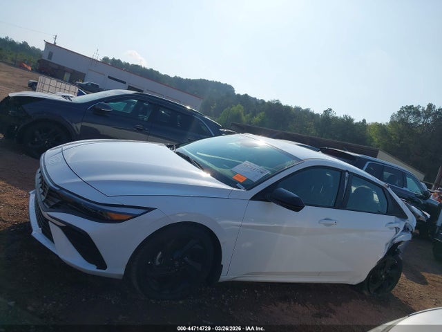 Hyundai ELANTRA Sel Sport