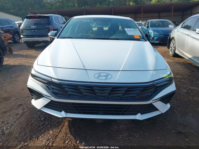 Hyundai ELANTRA Sel Sport