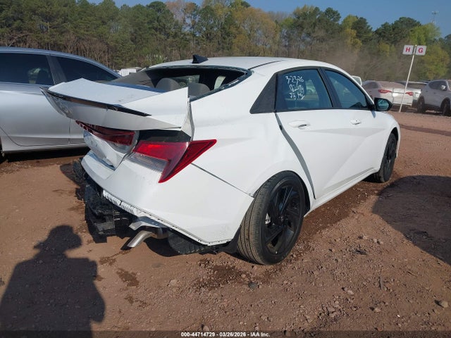 Hyundai ELANTRA Sel Sport