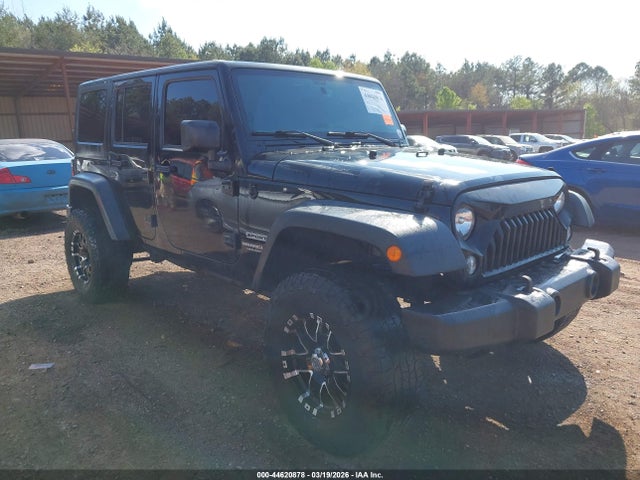 Salvage Jeep Wrangler Image