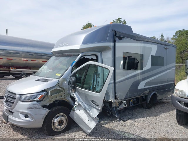 Mercedes-Benz Sprinter 3500xd Standard Roof 4-cyl Diesel Ho