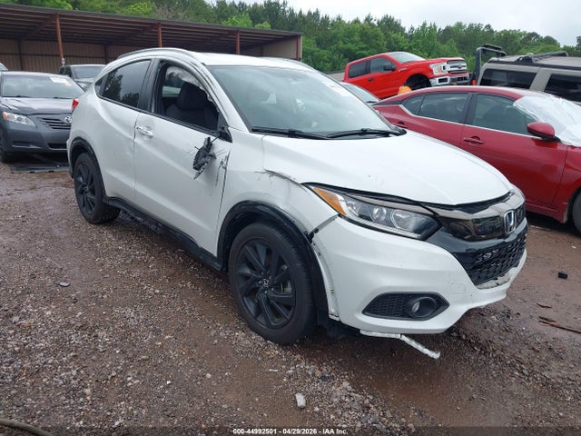 Salvage Honda HR-V Image