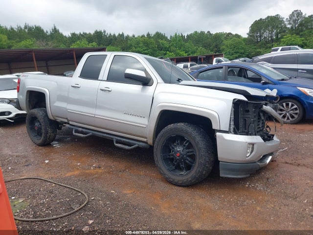 Salvage Chevrolet Silverado 1500 Image