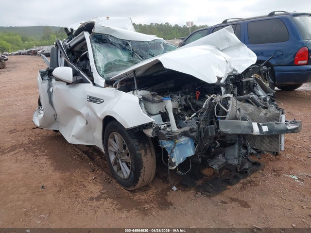 Salvage Kia Optima Image