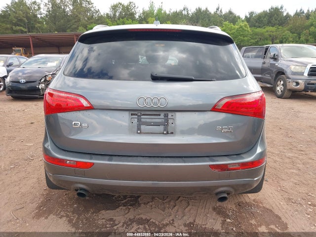 Audi Q5 2.0t Premium