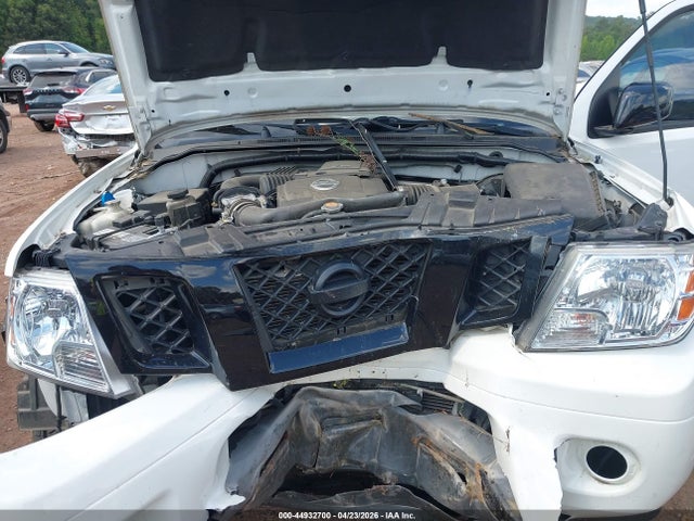 Nissan Frontier Sv