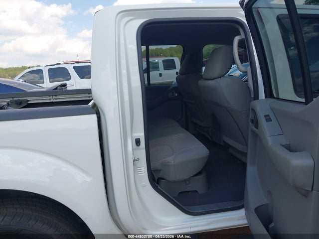 Nissan Frontier Sv