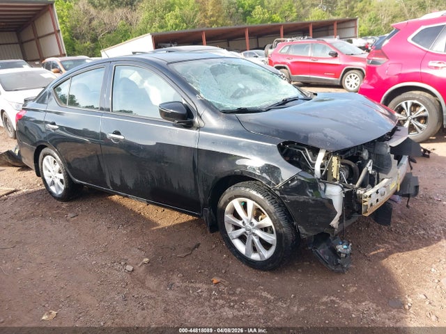 Salvage Nissan Versa Image