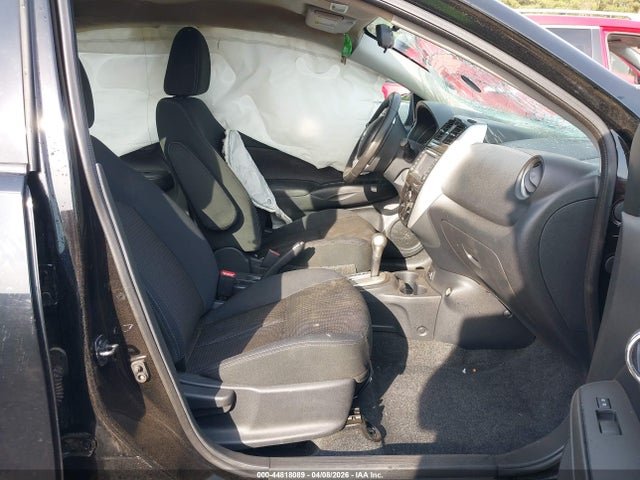 Nissan Versa 1.6 Sl