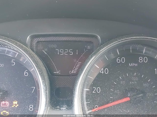 Nissan Versa 1.6 Sl