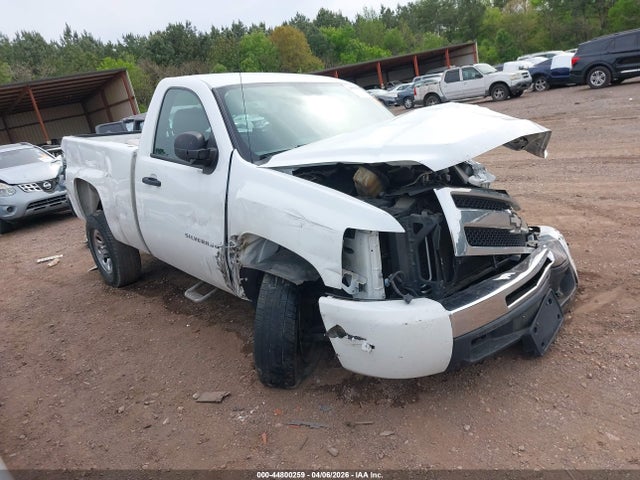 Salvage Chevrolet Silverado 1500 Image