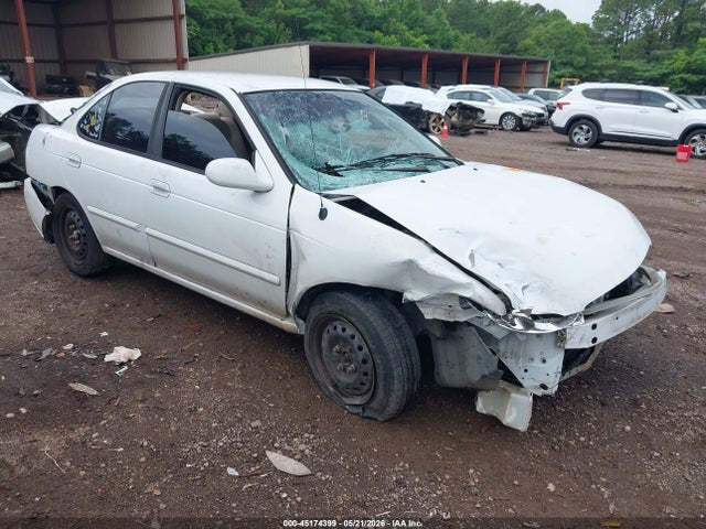 Salvage Nissan Sentra Image