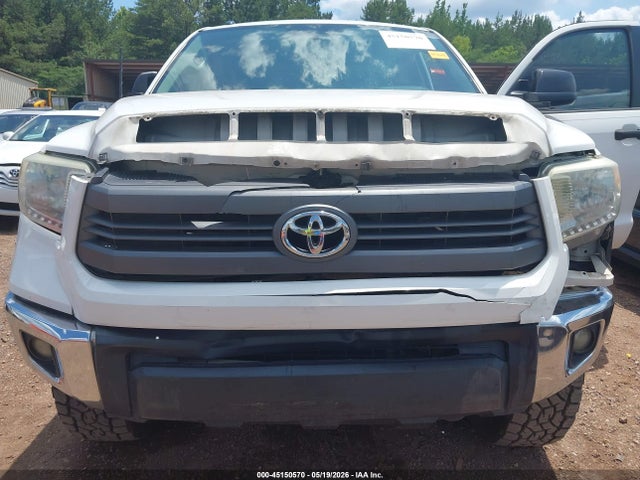 Toyota Tundra Sr5 5.7l V8