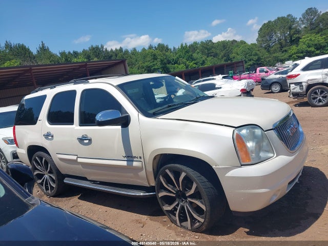 GMC Yukon Slt
