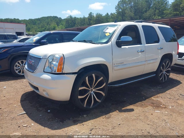 GMC Yukon Slt
