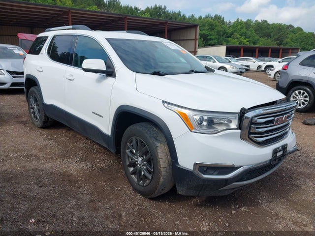 Salvage GMC Acadia Image