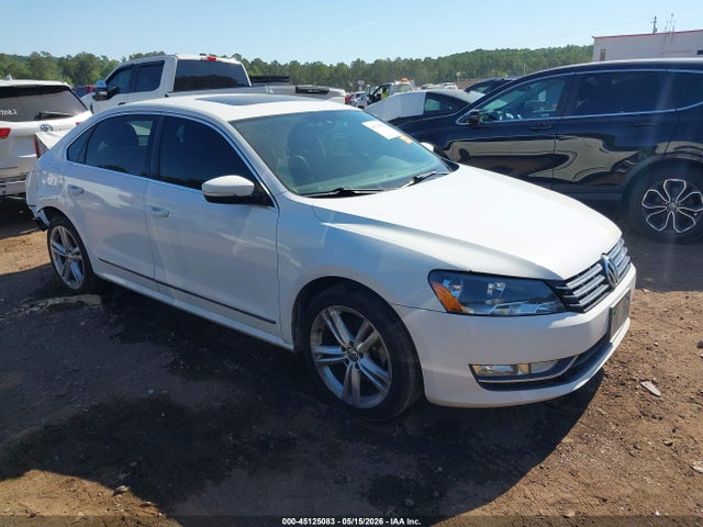Salvage Volkswagen Passat Image