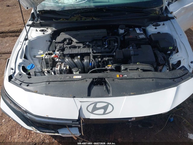 Hyundai ELANTRA Sel