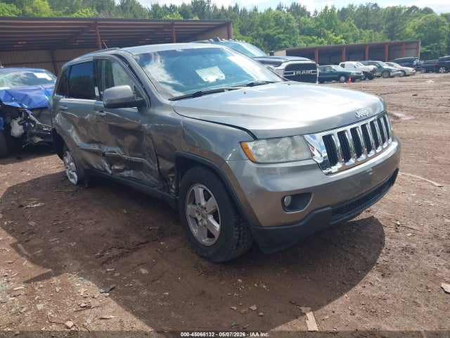 Salvage Jeep Grand Cherokee Image