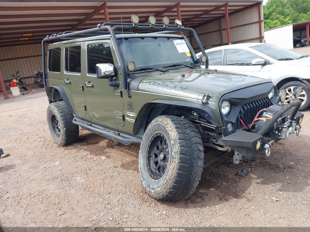 Salvage Jeep Wrangler Image