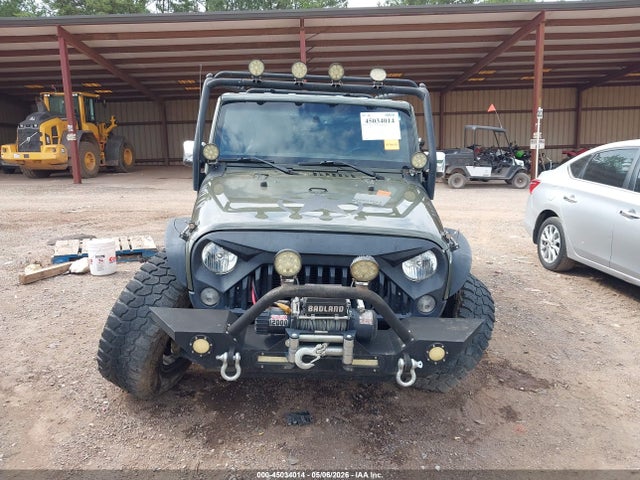 Jeep Wrangler Sahara