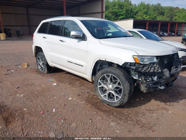 Salvage Jeep Grand Cherokee Image
