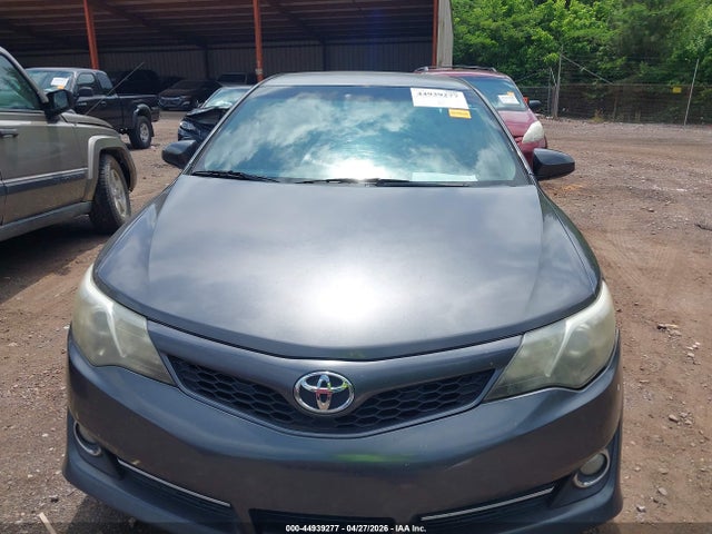 Toyota Camry Se